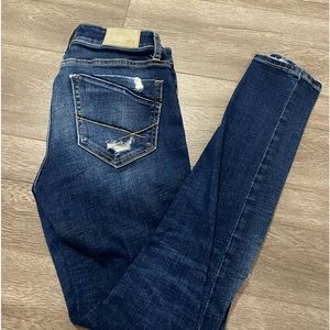BKE- Buckle jeans 
women’s Stella 26 end seam 28”
